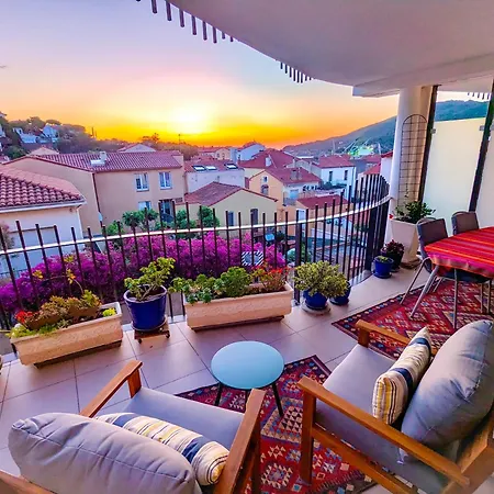 1br T2 54m2 Onde Marine 2nd Floor Lift Wifi Ac Parking Port Vendres